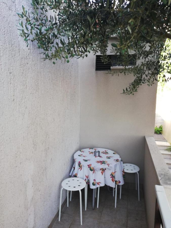 טרוגיר Apartments By The Sea Mavarstica, Ciovo - 2043 מראה חיצוני תמונה